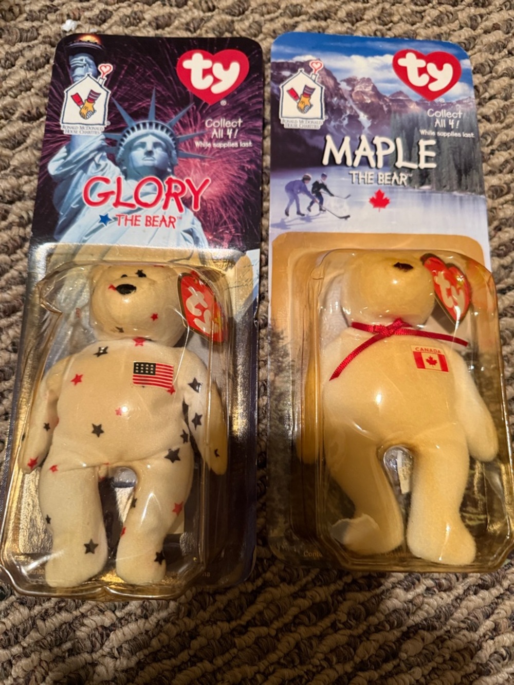 Ty Glory & Maple Bear Set - Cream with Red, Black Stars